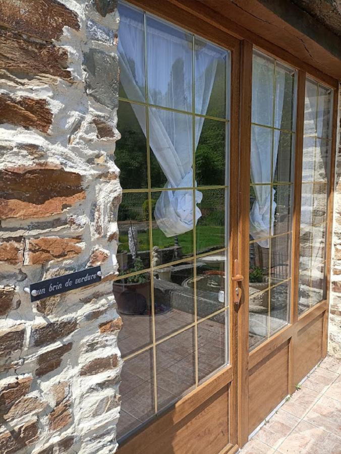 Le Moulin De Benneville Chambres D'Hotes, Petit Dejeuner Compris Cahagnes Экстерьер фото