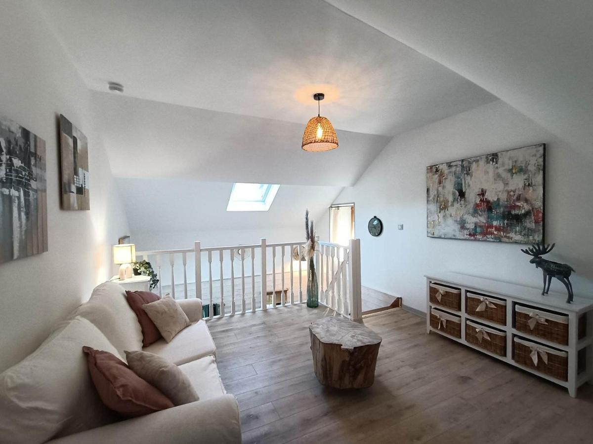 Le Moulin De Benneville Chambres D'Hotes, Petit Dejeuner Compris Cahagnes Экстерьер фото
